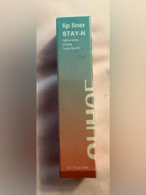 Ouhoe NWT Lip Liner Stay-N Light Bronze